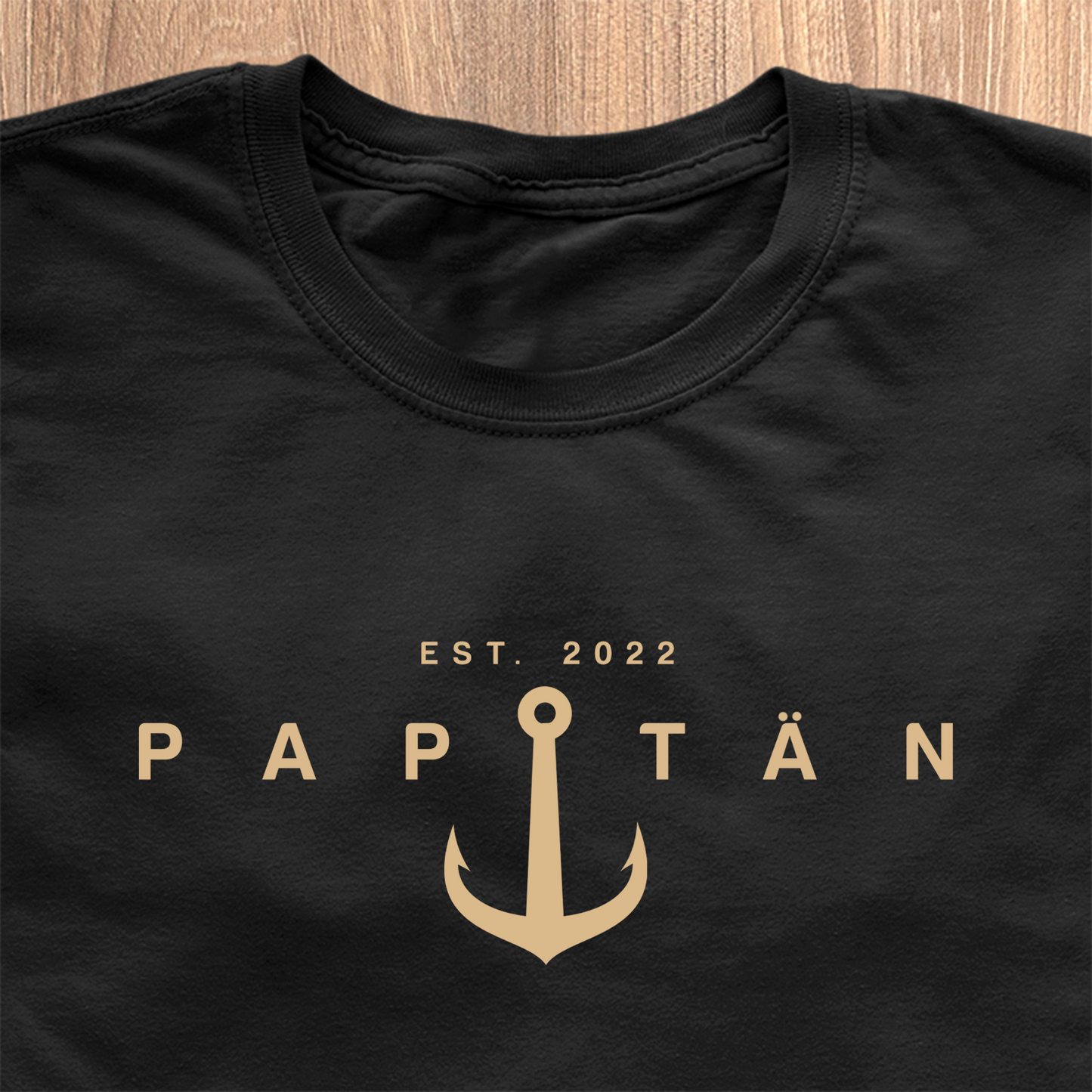 Papitän Modern Edition T-Shirt - Datum personalisierbar